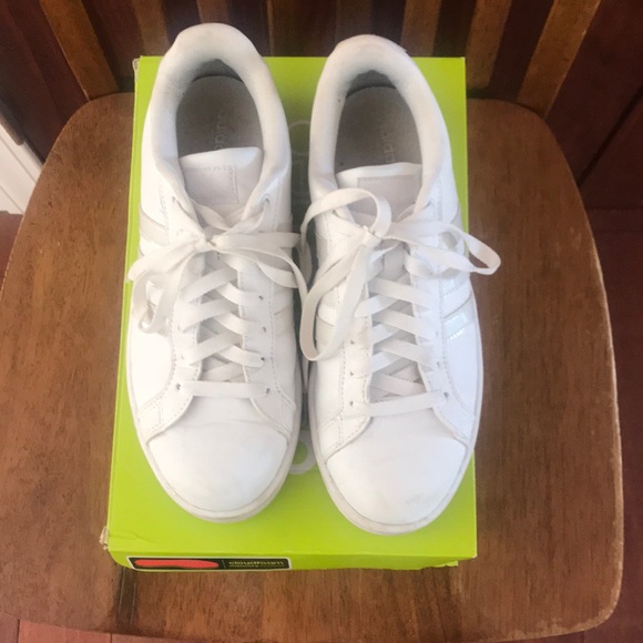 Sneakers - Picture 2 of 2